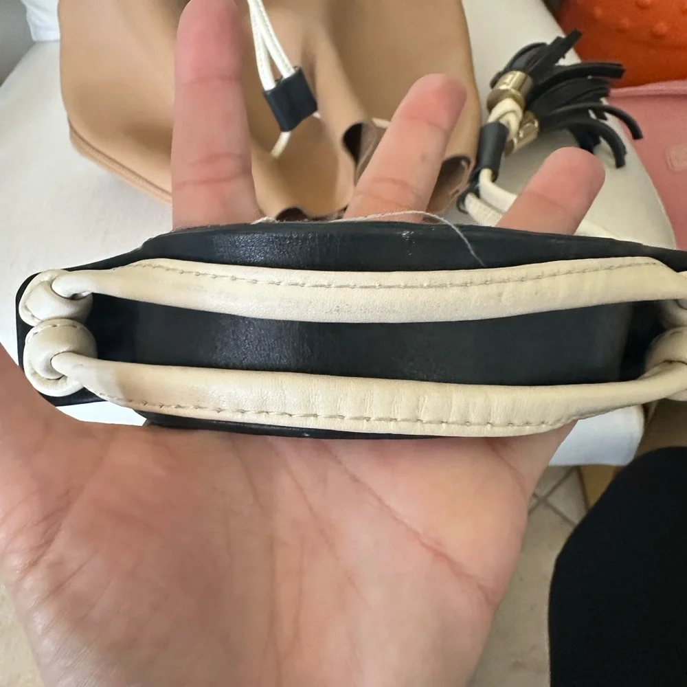 Vince Camuto Lorin Drawstring Leather Bucket Bag